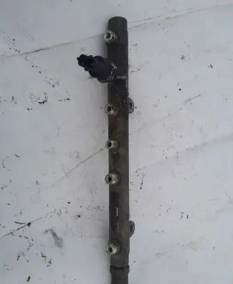 Volvo S40, V40 Fuel main line pipe 0445214024