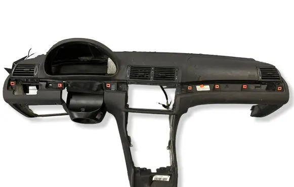 BMW 3 E46 Dashboard 8222255
