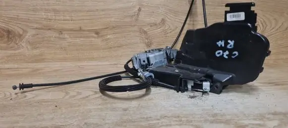 Volvo C70 Front door lock 30632849