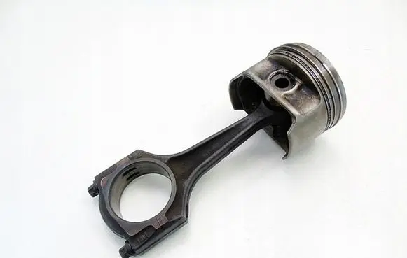Opel Astra G Piston with connecting rod 77.55