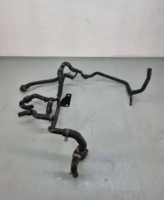 Volkswagen PASSAT B8 Engine coolant pipe/hose 3q0121070q