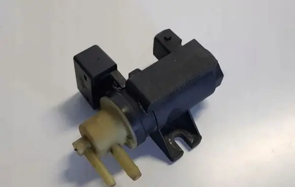 Saab 9-3 Ver2 LP gas electromagnetic valve solenoid 55573732