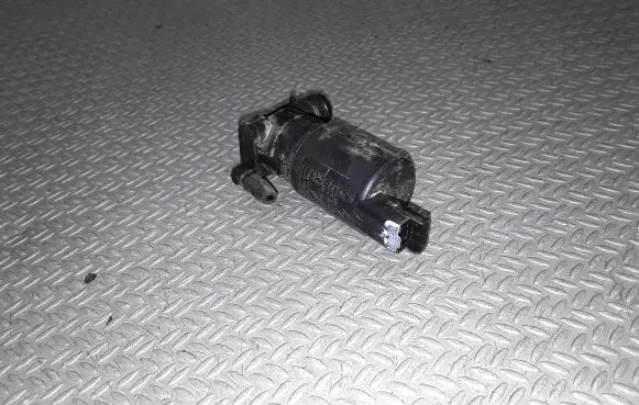 Toyota Aygo AB10 Windscreen/windshield washer pump 8200031805