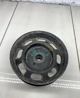 Volkswagen Golf IV Crankshaft pulley 036105255C