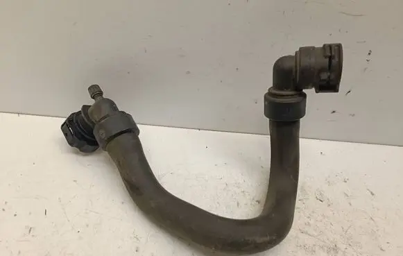 Peugeot 208 Engine coolant pipe/hose 9671350380