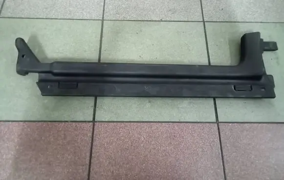 Renault Laguna II Radiator trim 8200023120