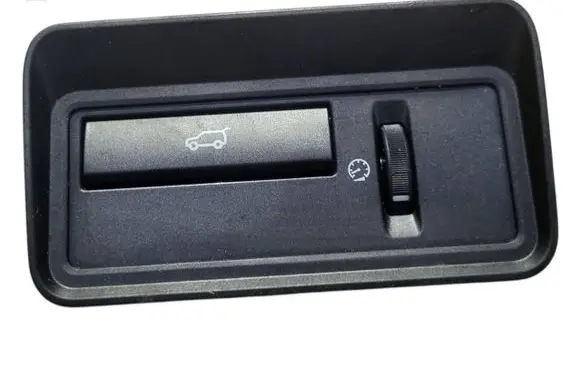 Land Rover Evoque I Tailgate/boot open switch button BJ3211654BB 10022900
