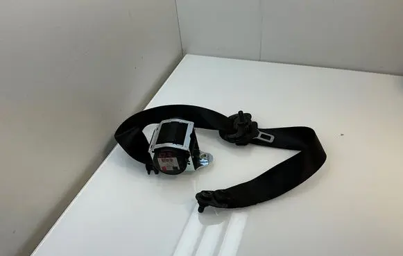BMW 5 E60 E61 Front seatbelt 601629800D 070424