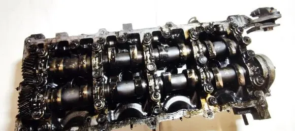 Opel Astra H Engine head 