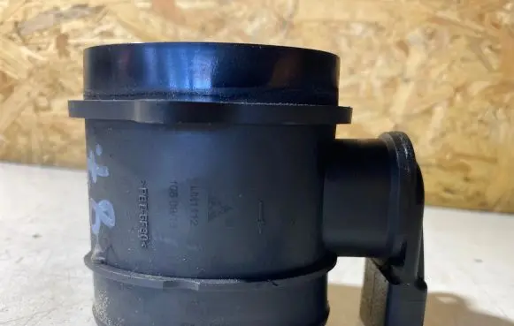 Citroen C4 I Mass air flow meter