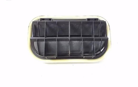 Infiniti Q30 Fender grill A1698300342