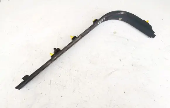 Volvo V50 Front sill trim cover 8641784 11137