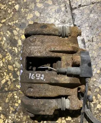 Mercedes-Benz A W168 Front brake caliper