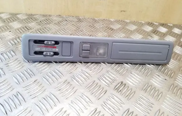 Toyota Previa (XR30, XR40) II Interior lighting switch 
