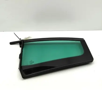 Volkswagen Tiguan Rear vent window glass 5N0845213