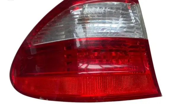 Mercedes-Benz E W211 Rear/tail lights A2118201564