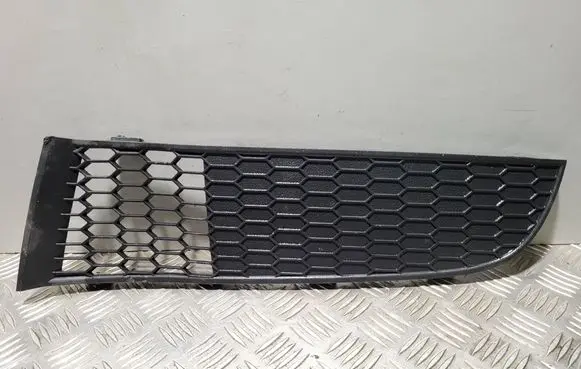 BMW 7 F01 F02 F03 F04 Front bumper lower grill 51117903675