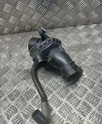 Nissan Qashqai Air intake duct part 165761844R PA66GF35 22274