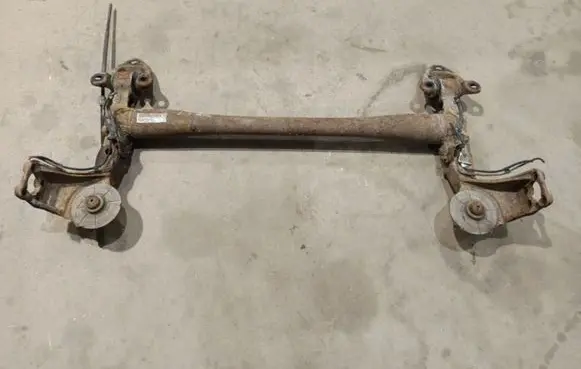 Opel Astra H Rear subframe 