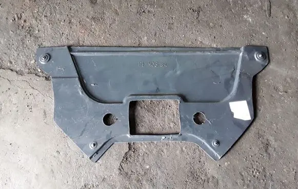 Peugeot 406 Engine splash shield/under tray