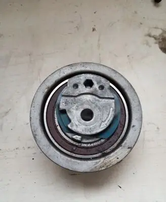 Volkswagen Amarok Generator/alternator belt tensioner 059903133R
