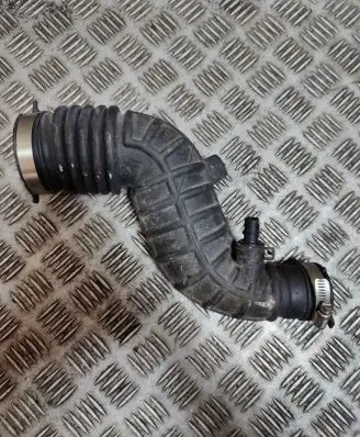 Nissan Juke I F15 Intake resonator 