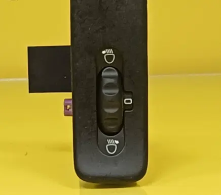 Renault Laguna I Headlight level height control switch 7700822799