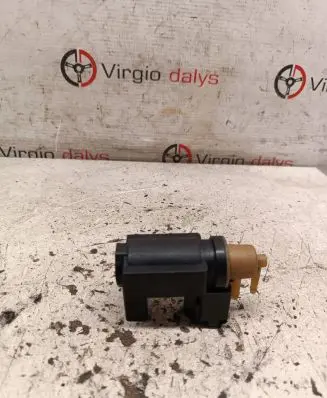 Volvo XC60 Turbo solenoid valve 31339808 17T021 70466400