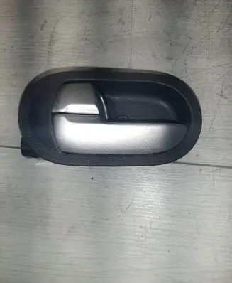 Mitsubishi Colt Front door interior handle