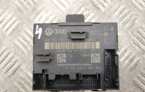 Audi A8 S8 D4 4H Door control unit/module 4H0959792F