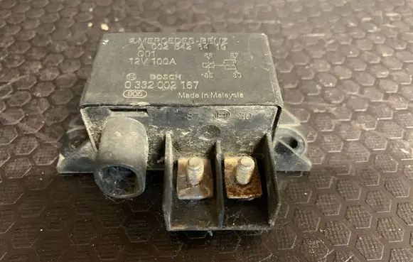 Opel Vectra C Glow plug pre-heat relay 0332002167 12V100A A0025426419