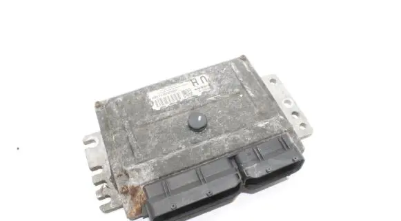 Nissan Micra Engine control unit/module MEC32040