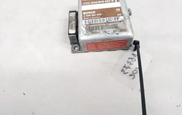 Audi A6 S6 C4 4A Airbag control unit/module 8A0959655B 0285001037