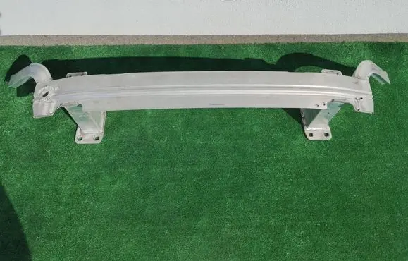 Audi Q7 4M Front bumper support beam 4M0807109E
