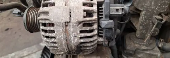 Volkswagen Polo IV 9N3 Generator/alternator 045903023a