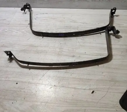 Fiat 500X Fuel tank mounting bracket 