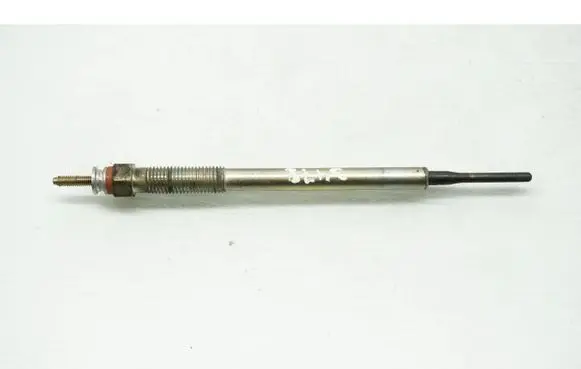 Toyota RAV 4 (XA20) Glow plug 
