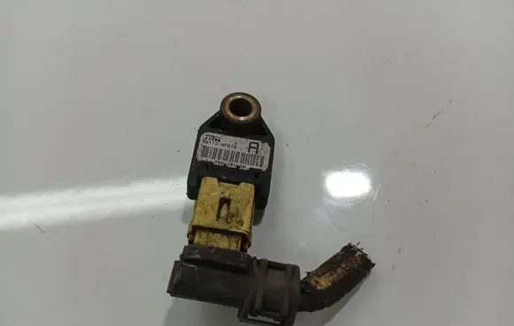 Toyota Corolla Verso AR10 Airbag deployment crash/impact sensor 891730F010 89173-0F010