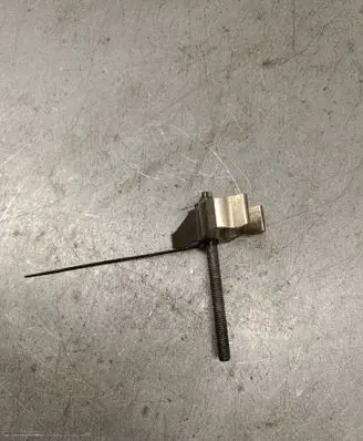 BMW 5 F10 F11 Fuel Injector clamp holder 
