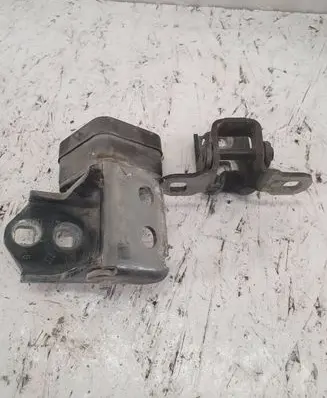 Rear door hinge set