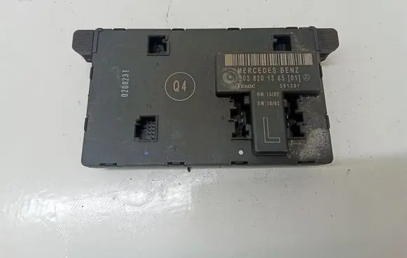Mercedes-Benz C W203 Door control unit/module 2038201385