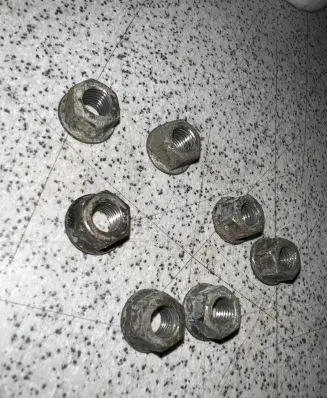 BMW 5 E39 Nuts/bolts 11617545279