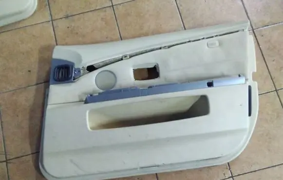 BMW 7 E65 E66 Front door card panel trim