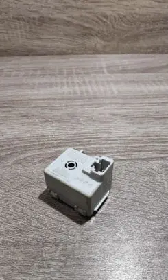 Toyota Prius (XW20) Other relay 8665220010 0689003540