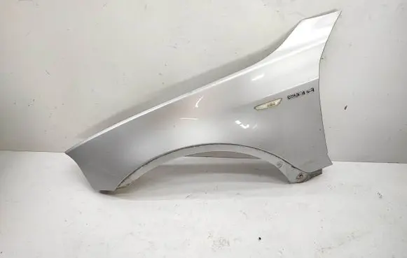 BMW X3 E83 Fender