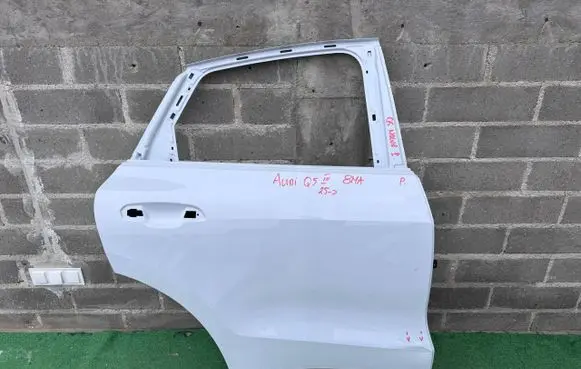 Audi Q5 SQ5 Rear door 