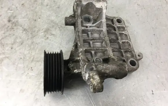 Generator/alternator bracket