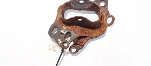 Opel Vectra B Bracket in trunk/boot 