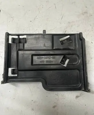 Ford Focus Battery box tray cover/lid 4M5110757BB TD20 C8C9A