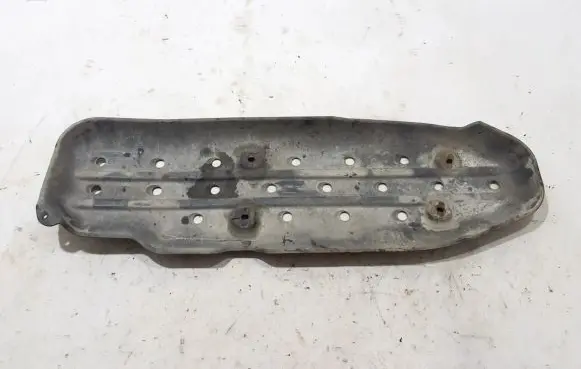 Volkswagen Amarok Fuel tank bottom protection 2H0801989
